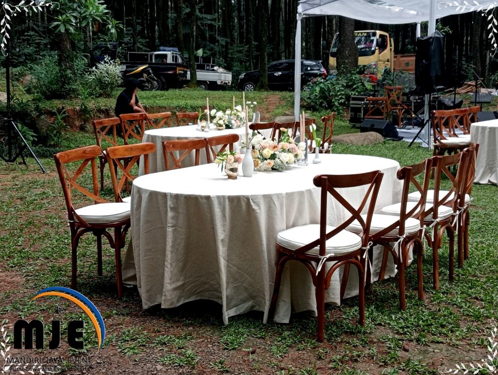 Sewa Kursi Silang Idola Event Wedding Bogor