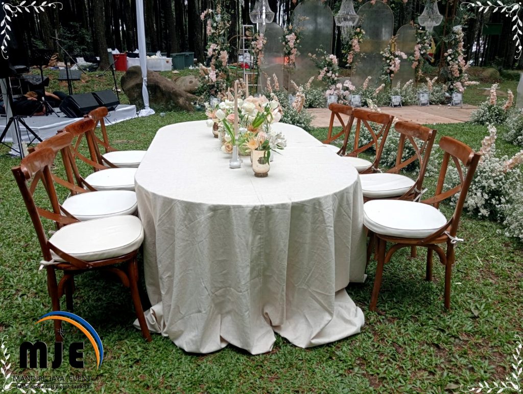 Sewa Kursi Silang Idola Event Wedding Bogor